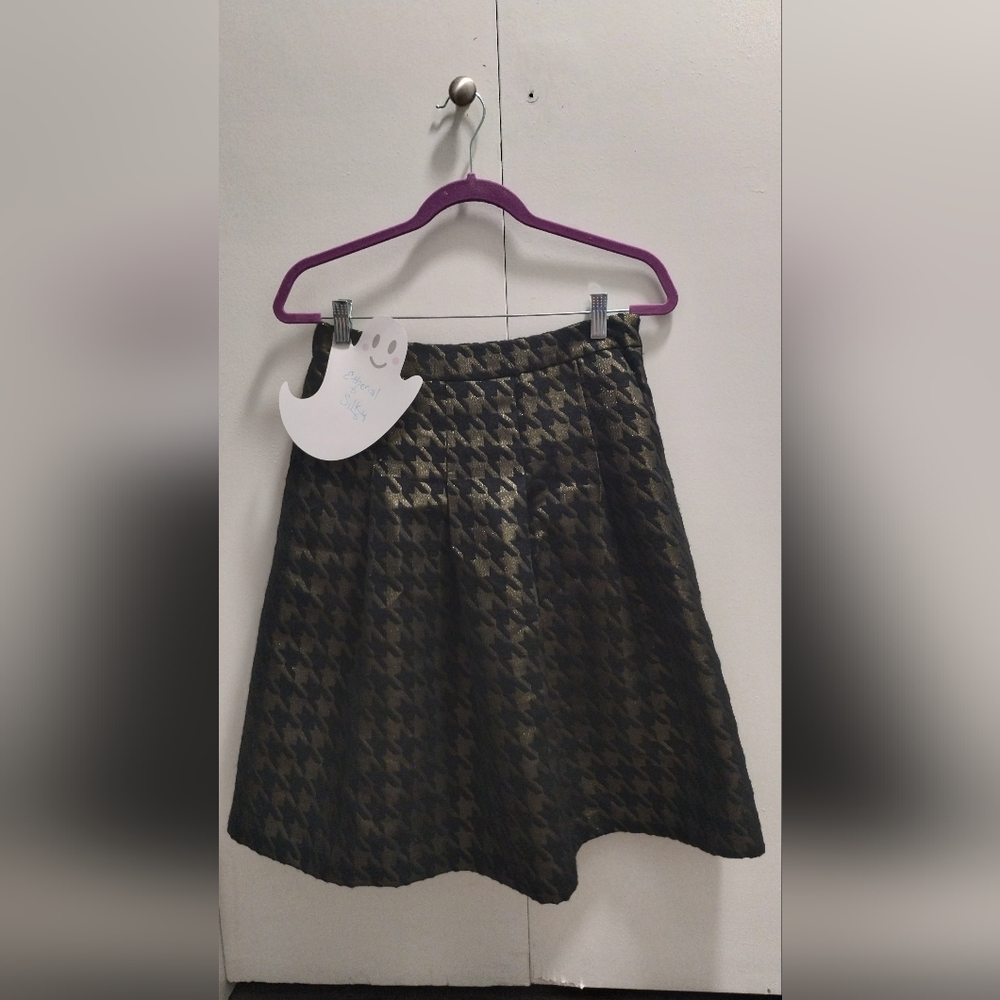 Ann Taylor Factory Black and Gold Houndstooth skirt